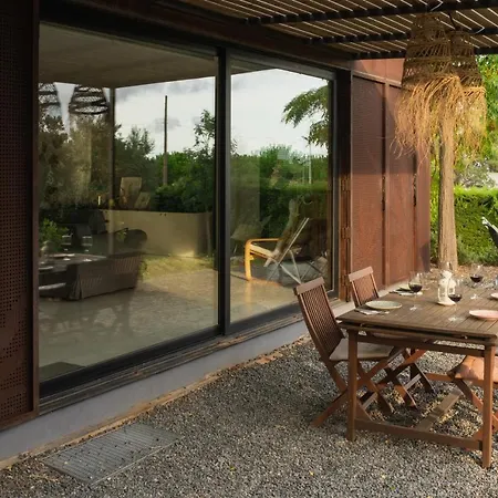 Menta House Preciosa Eco-casa Con Gran Jardin Y Barbacoa