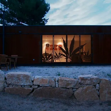 Menta House Preciosa Eco-casa Con Gran Jardin Y Barbacoa